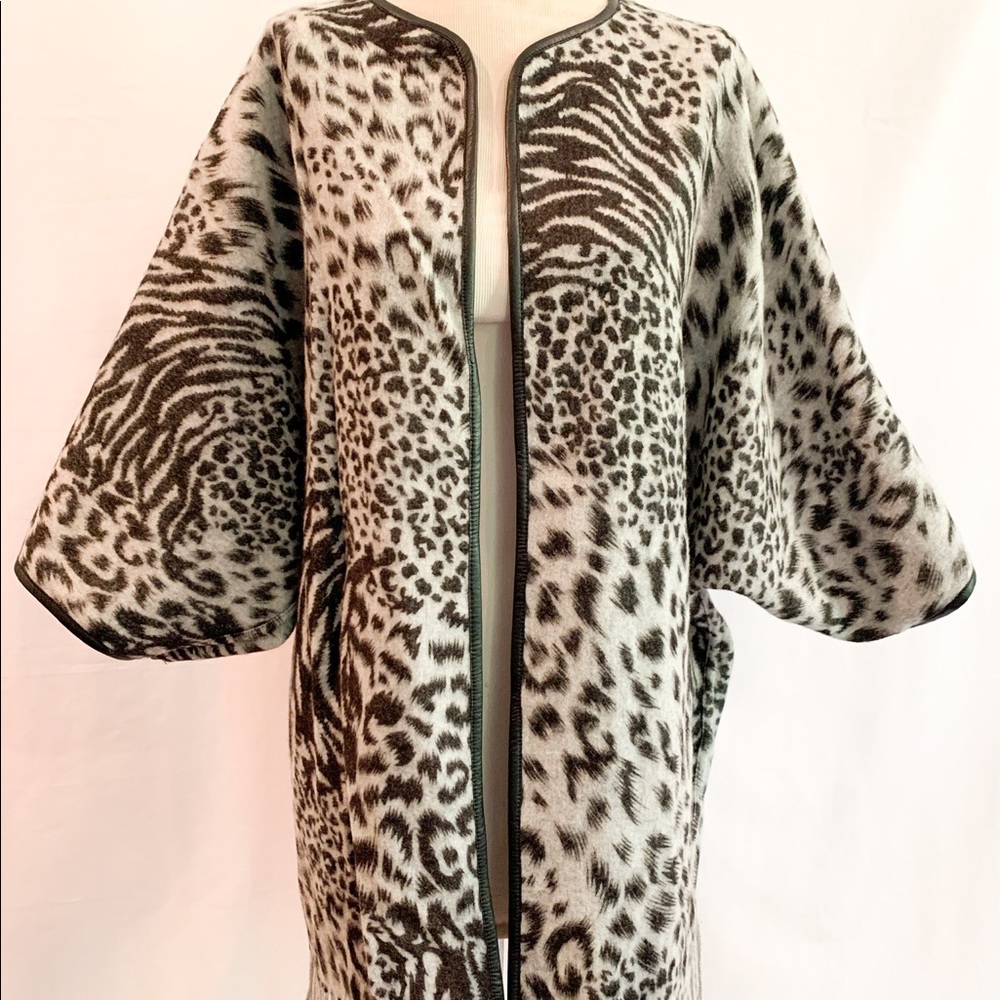 J. McLaughlin reversible wool poncho NWT